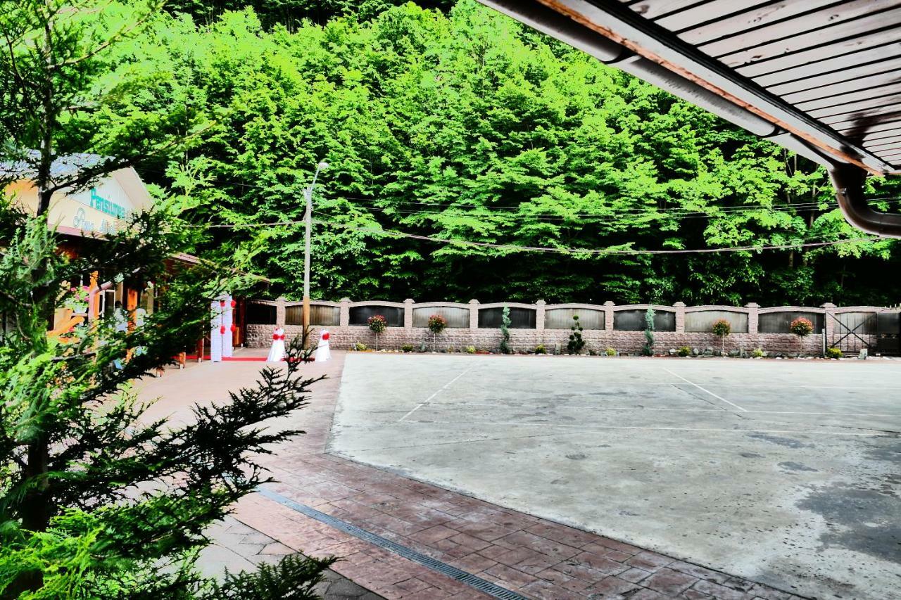 Pensiunea Roua Florilor Hotel Anina Exterior foto